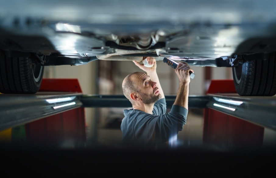 Technician Thomas checks car